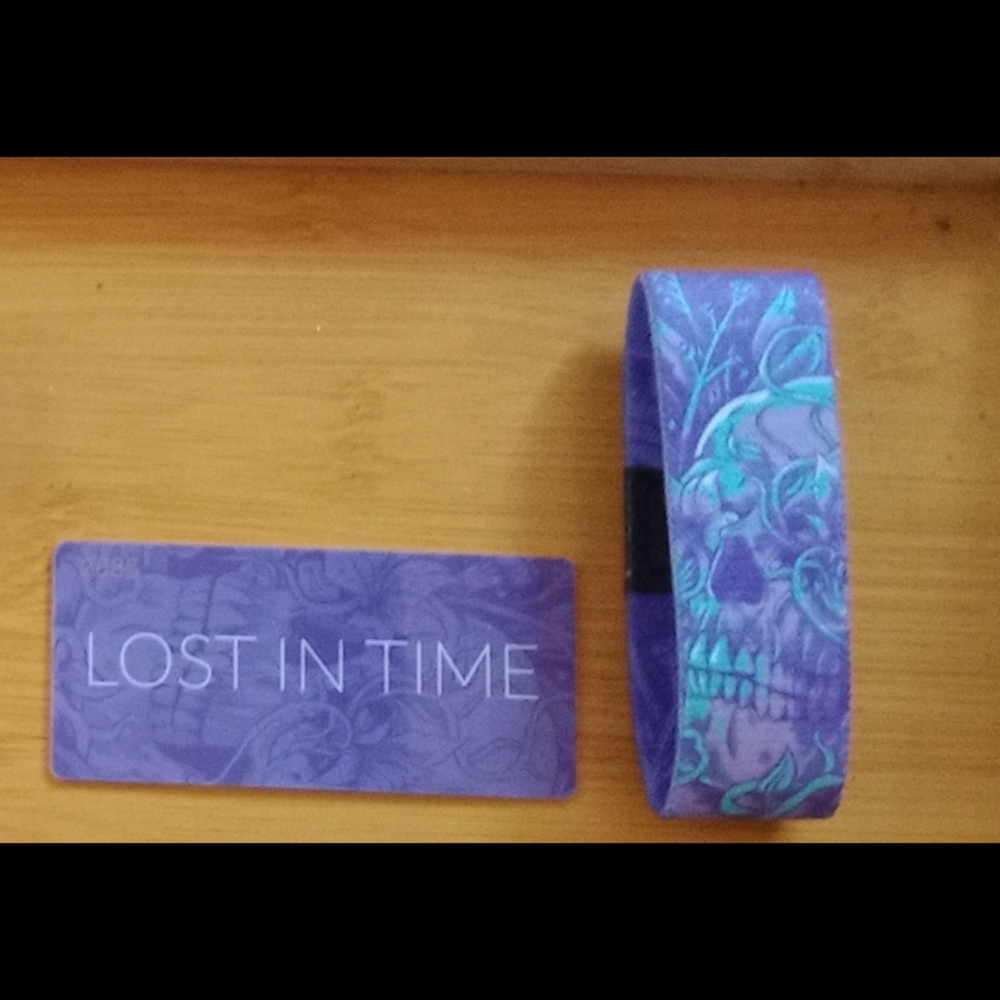 Zox Wristband Lost in Time size medium
